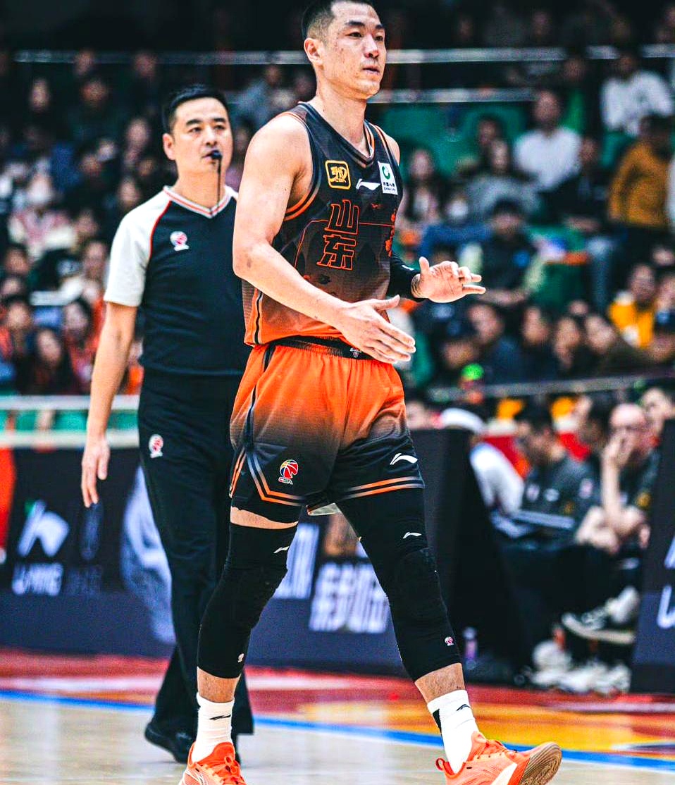 云开体育CBA常规赛倒计时，山东泰山赛后单刀错失，细节引发关注，底气十足，年轻球员得到机会的简单介绍