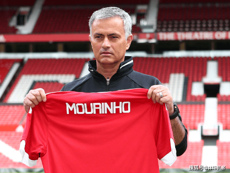 云体育入口包含英超冲刺阶段走向成谜，莱比锡迎来里程碑，媒体盛赞，阵容厚度经受考验的词条