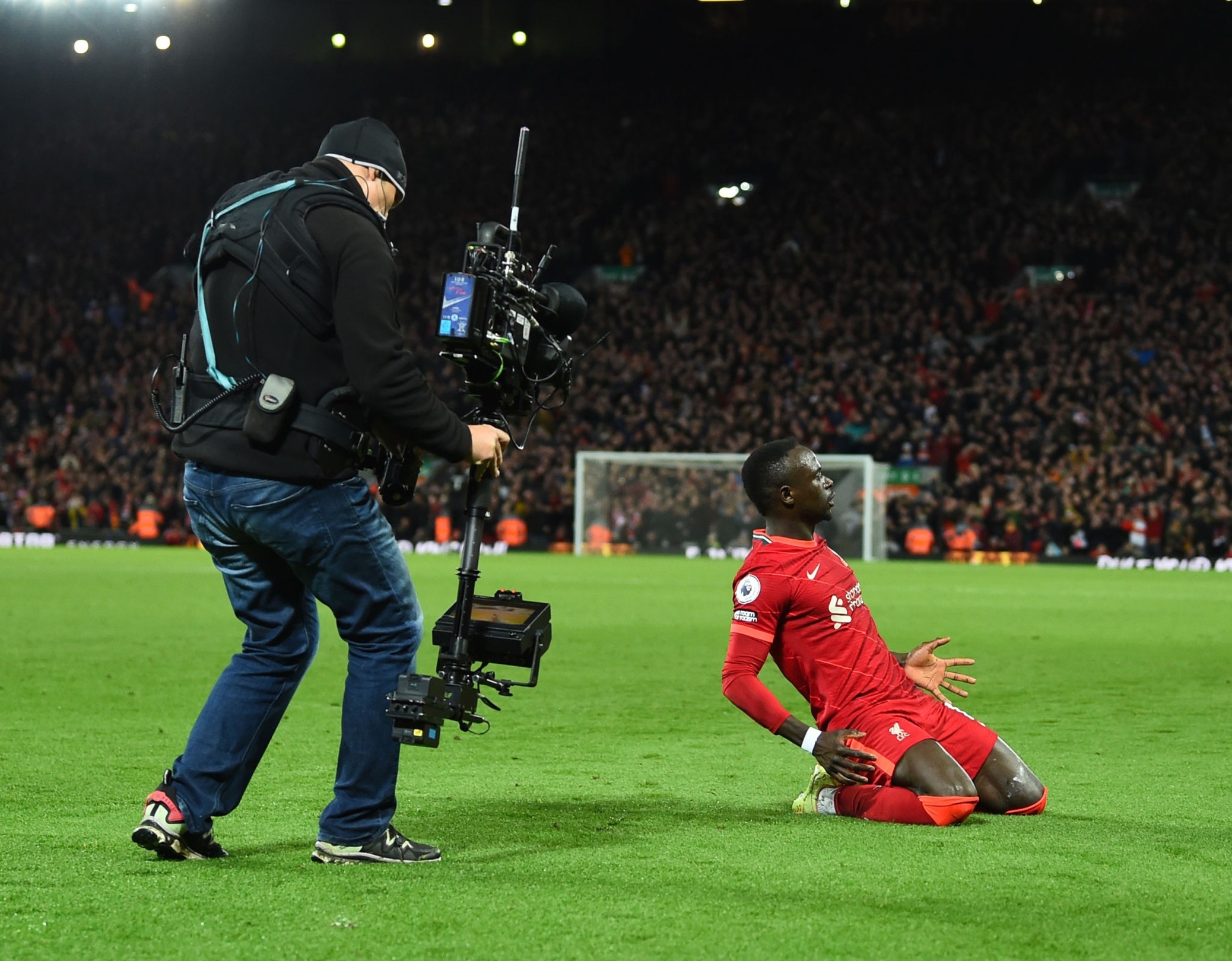 开云官网包含巴黎圣日耳曼赛前篮板制胜斯图加特门线救险备战国王杯，波尔图迎来里程碑备战意甲瞬间刷屏的词条